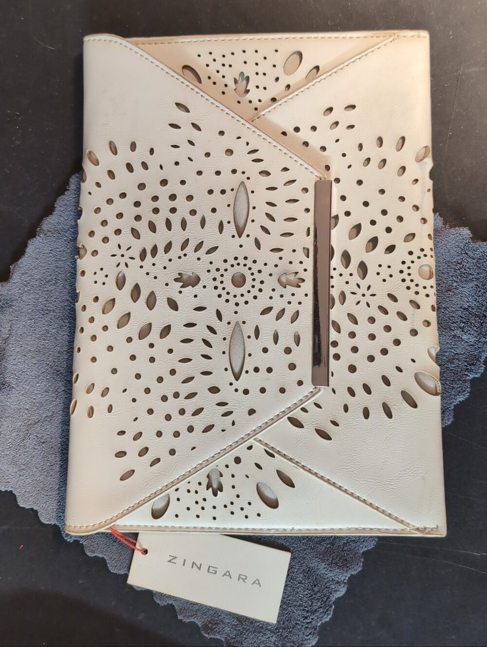 ZINGARA Laser-Cut Envelope Clutch Gwen White Leather